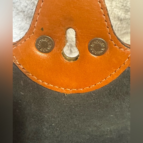 Dooney & Bourke - Calvary Body Bag/Belt Bag Navy Vintage - EUC R74 - Picture 10 of 15